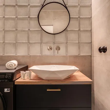 Michalczyka 1h By Homeprime アパート